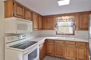 4715 Cleveland Ave, Rockford, IL 61108 - Photo 19