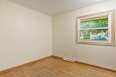 4715 Cleveland Avenue, Rockford, IL 61108 - Photo 29