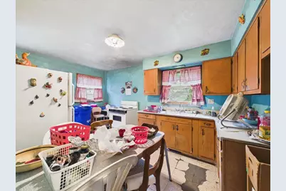 1524 Victoria Avenue, Rockford, IL 61102 - Photo 7
