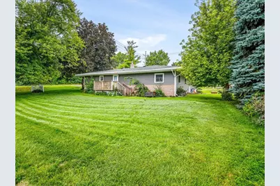 1905 S Walnut Road, Freeport, IL 61032 - Photo 25