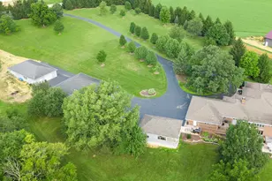 10001 N Hoisington Rd, Byron, IL 61010 - Photo 43