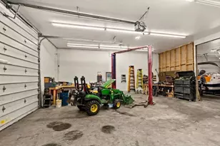 10001 N Hoisington Rd, Byron, IL 61010 - Photo 39