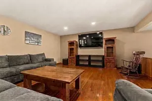 10001 N Hoisington Rd, Byron, IL 61010 - Photo 17