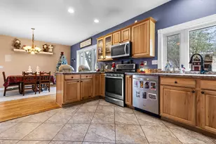 16437 Edwardsville Rd, Pecatonica, IL 61063 - Photo 9