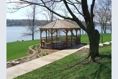 323 Forestcliff, Lake Summerset, IL 61019 - Photo 7