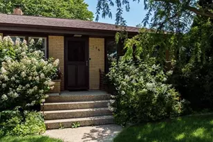 134 S Lawrence St, Cherry Valley, IL 61016 - Photo 3