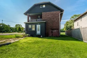 203 Ogilby Rd, Rockford, IL 61102 - Photo 5