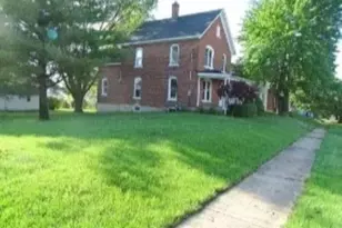 355 N Foley Ave, Freeport, IL 61032 - Photo 3