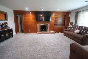 1222 Kay Ave, Rockford, IL 61103 - Photo 11