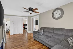 1541 West St, Rockford, IL 61102 - Photo 9