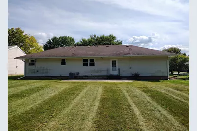 312 E 11th Street, Pecatonica, IL 61063 - Photo 3