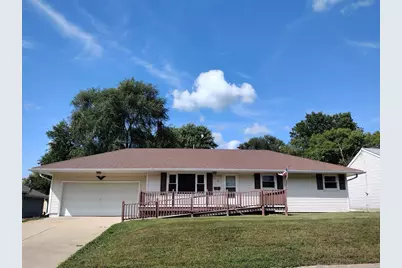 312 E 11th Street, Pecatonica, IL 61063 - Photo 1