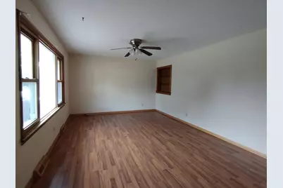 312 E 11th Street, Pecatonica, IL 61063 - Photo 5