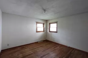 312 E 11th St, Pecatonica, IL 61063 - Photo 11