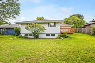 815 Parkside Dr, Rockford, IL 61108 - Photo 39