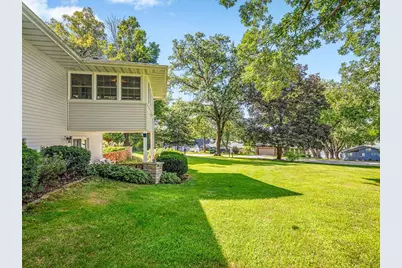 572 Baintree Road, Lake Summerset, IL 61019 - Photo 35
