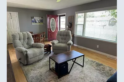 205 Sherwood Lane, Lena, IL 61048 - Photo 5