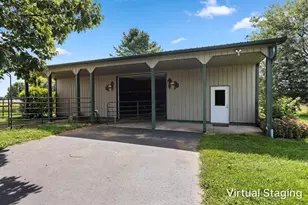 6649 E Oak Hill Rd, Stillman Valley, IL 61084 - Photo 37