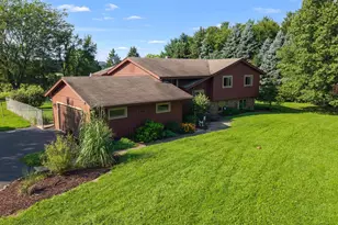 6649 E Oak Hill Rd, Stillman Valley, IL 61084 - Photo 41