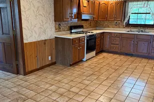 2131 Lancaster Heights Rd, Freeport, IL 61032 - Photo 5