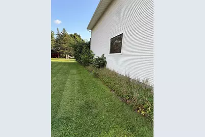 2131 Lancaster Heights Road, Freeport, IL 61032 - Photo 59