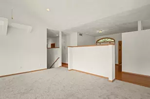 7519 Burr Oak Rd, Roscoe, IL 61073 - Photo 9