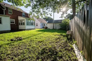 2111 Yonge St, Rockford, IL 61103 - Photo 31
