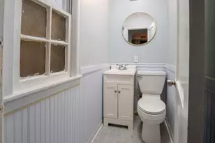 2111 Yonge St, Rockford, IL 61103 - Photo 11