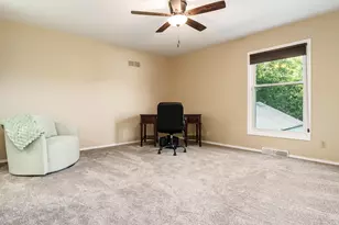 4621 High Point Dr, Rockford, IL 61114 - Photo 29