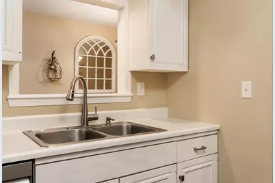 4621 High Point Drive Unit #5, Rockford, IL 61114 - Photo 13