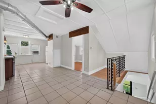 110 W 3rd St, Belvidere, IL 61008 - Photo 5
