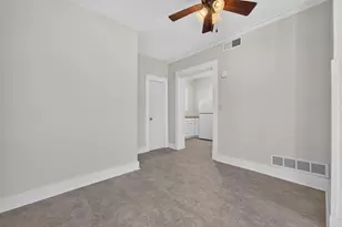 110 W 3rd St, Belvidere, IL 61008 - Photo 23