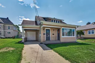 110 W 3rd St, Belvidere, IL 61008 - Photo 1