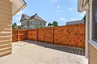 110 W 3rd Street, Belvidere, IL 61008 - Photo 33