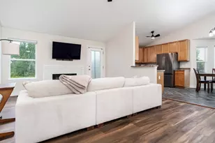 7078 Golden Eagle Dr, Loves Park, IL 61111 - Photo 5