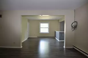 214 S Bloomington St, Streator, IL 61364 - Photo 3