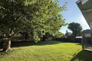 4011 Tesa Rd, Rockford, IL 61109 - Photo 9
