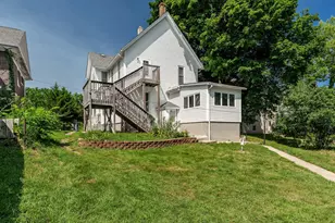 2007 E State St, Rockford, IL 61104 - Photo 11