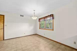 10 Terrace View Blvd, Oregon, IL 61061 - Photo 9