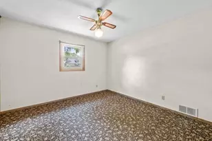 10 Terrace View Blvd, Oregon, IL 61061 - Photo 13