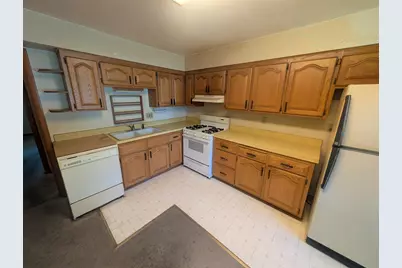 3828 Connecticut Drive, Rockford, IL 61108 - Photo 5
