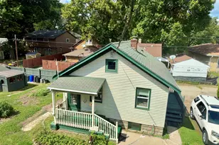 146 15th Ave, Rockford, IL 61104 - Photo 23