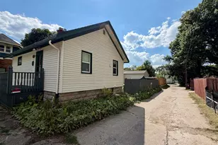 146 15th Ave, Rockford, IL 61104 - Photo 33