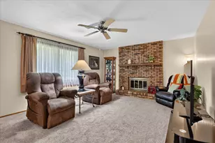 4604 Minns Dr, Machesney Park, IL 61115 - Photo 11