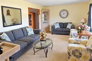 6727 Sawmill Dr, Roscoe, IL 61073 - Photo 15