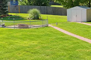 6727 Sawmill Dr, Roscoe, IL 61073 - Photo 11