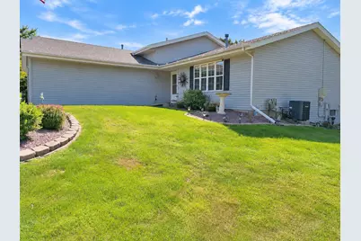 6727 Sawmill Drive, Roscoe, IL 61073 - Photo 5
