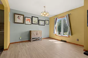 147 Autumnwood Ln, Davis Junction, IL 61020 - Photo 7