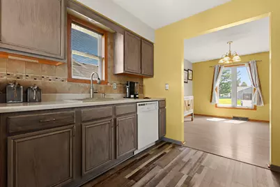 147 Autumnwood Lane, Davis Junction, IL 61020 - Photo 9