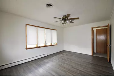 1015 S 1st Avenue, Ottawa, IL 61350 - Photo 9